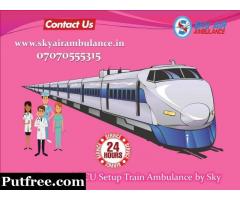 Get Top Rank CCU Based Train Ambulance from Patna to Delhi with Medical Assistance