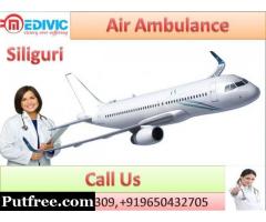 Reliable Air Ambulance in Siliguri with Medical Team by Medivic Aviation