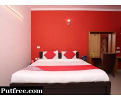 32 Room Hotel/Resorts For Lease In Karol Bagh, Delhi Central Near Metro Station Rs 5lac Per Month