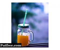 Juice mug with lid and reusable straw