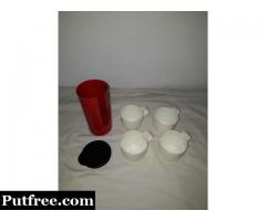 4 Plastic cup holder