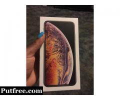 Brand new Gold iPhone Xs Max (256gig)